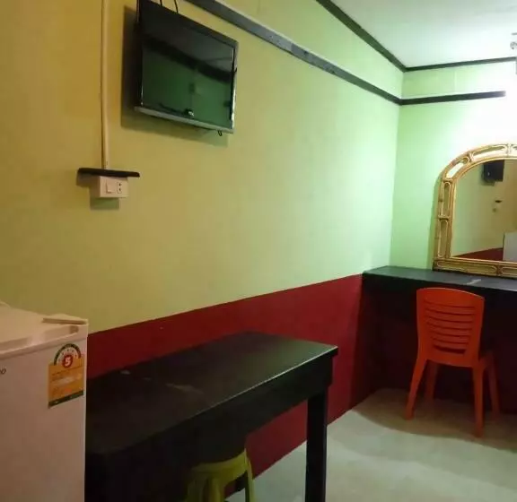 Majatalo Phiphi Film House