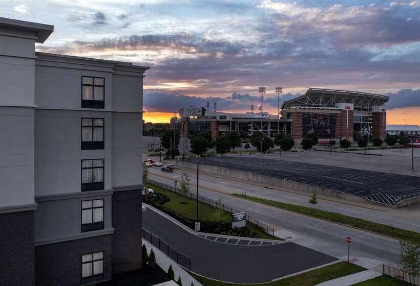 Otel Homewood Suites By Hilton Louisville Airport