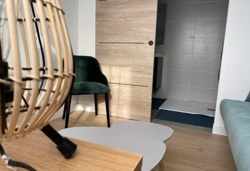 Aamiaismajoitus (B&B) Chez Catherine Et Laurent