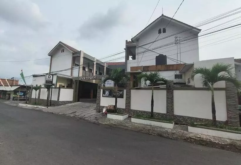 Pension D Exclusive Guest House