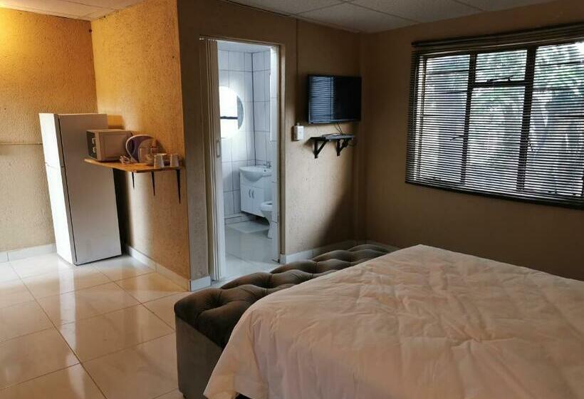 פנסיון Lala Bush