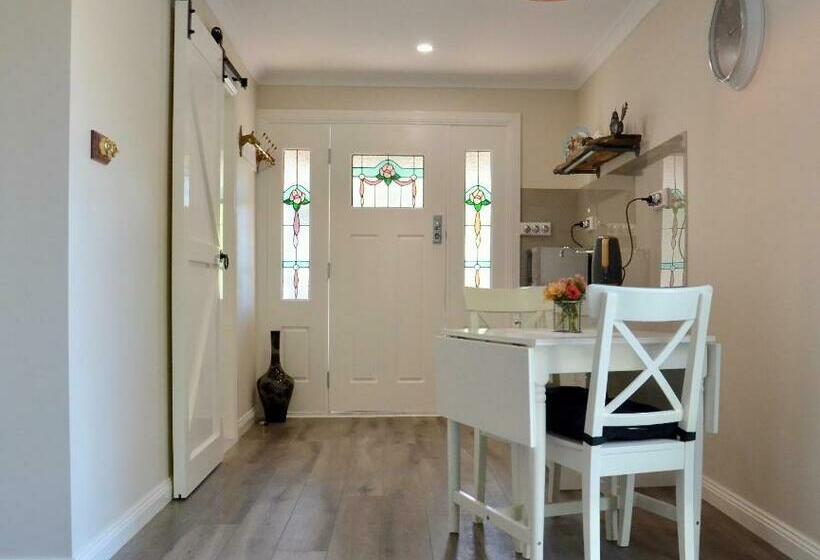 פנסיון The Stables