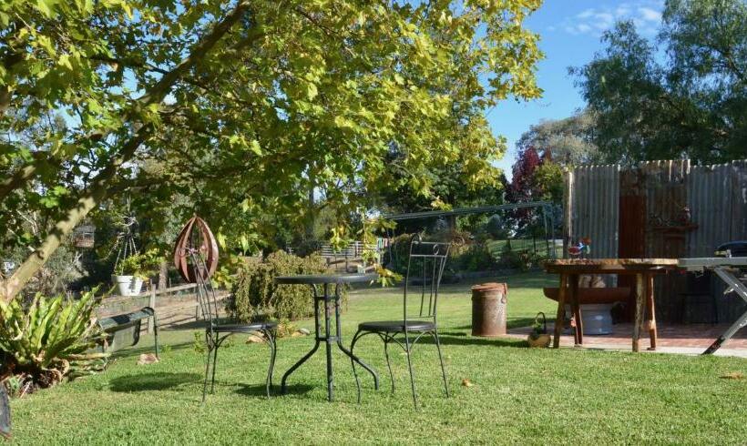 פנסיון The Stables