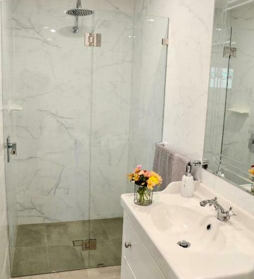 פנסיון The Stables