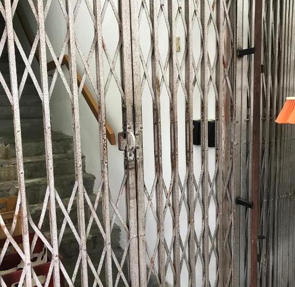 Hospedaria Jiaxin Dormitory Puteri Wangsa 家馨旅舍