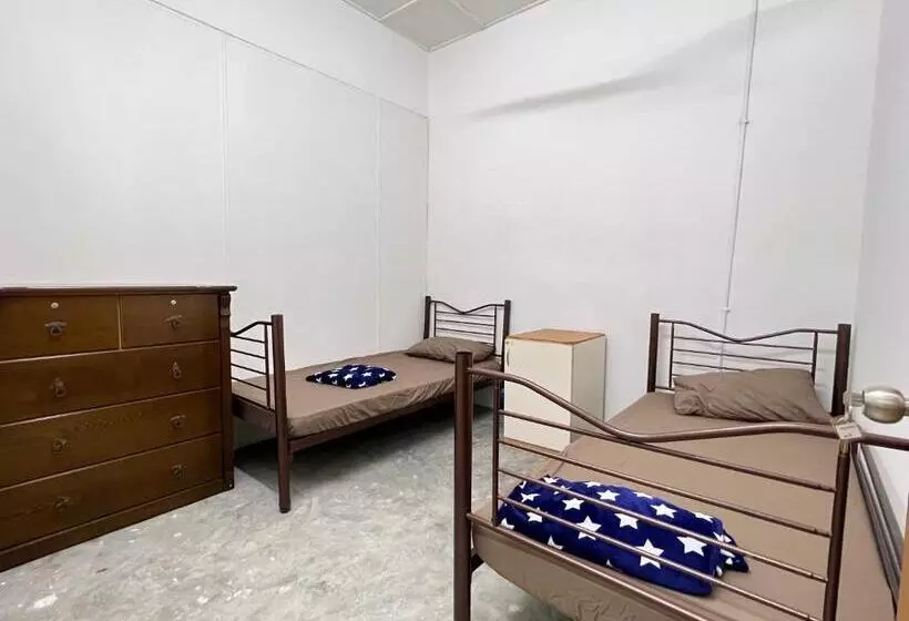 Retkeilymaja Jiaxin Dormitory   Puteri Wangsa 家馨旅舍
