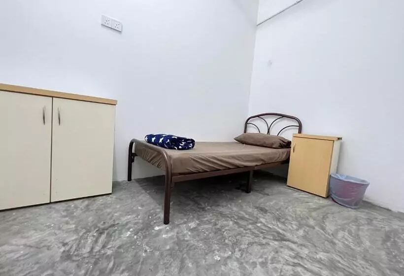 Retkeilymaja Jiaxin Dormitory   Puteri Wangsa 家馨旅舍