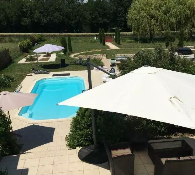 Aamiaismajoitus (B&B) Calme Au Canal De Centre