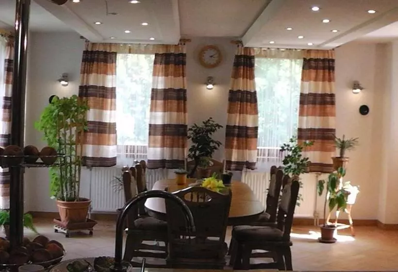 Aamiaismajoitus (B&B) Malomkerék Vendégház