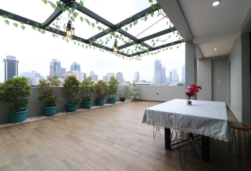 Hotel Flamenco Urban Living