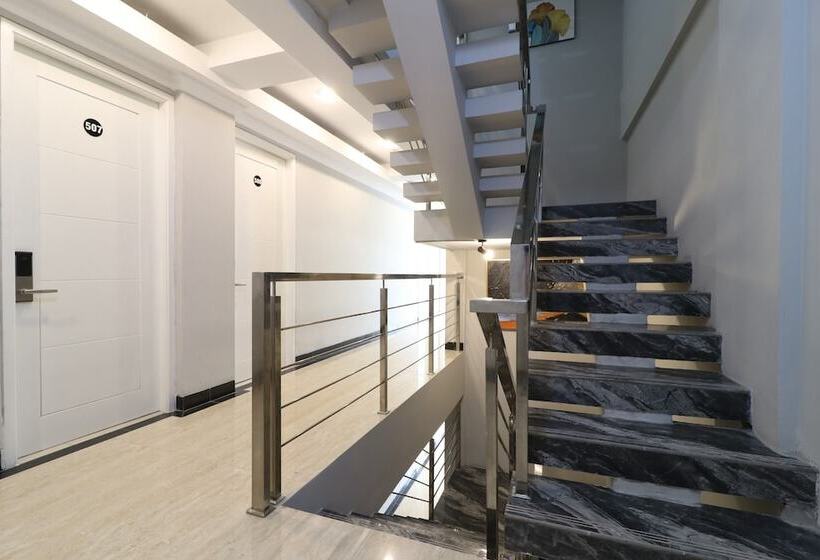 Hotel Flamenco Urban Living