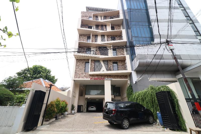 Hotel Flamenco Urban Living