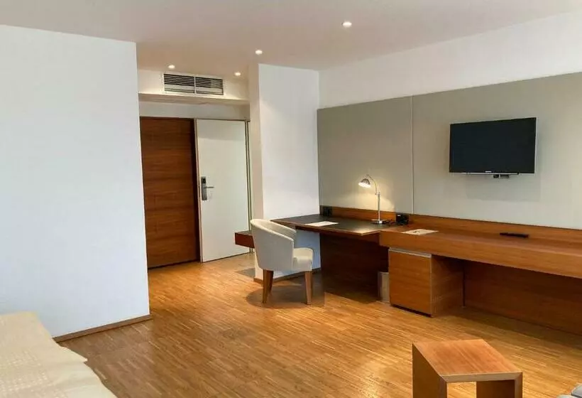 Hotelli Gästehaus An Der Oase