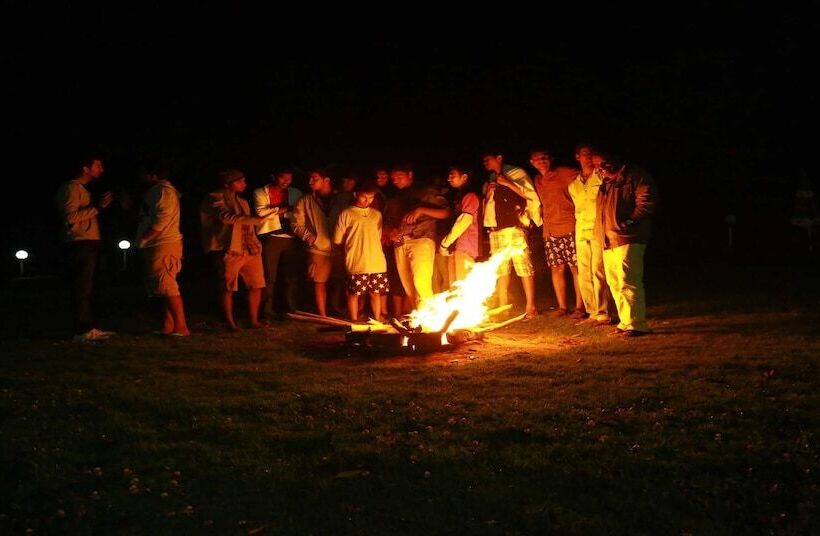 בית מלון כפרי Cliff Club Resort