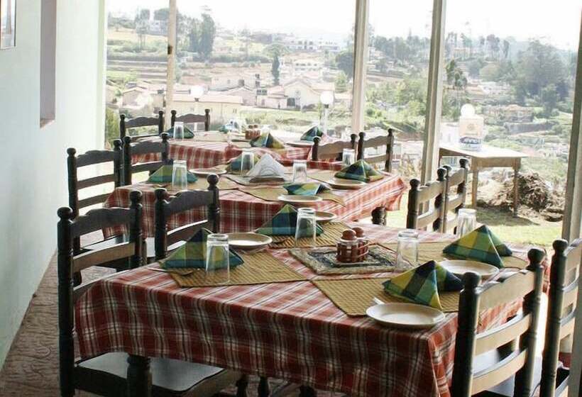 בית מלון כפרי Cliff Club Resort