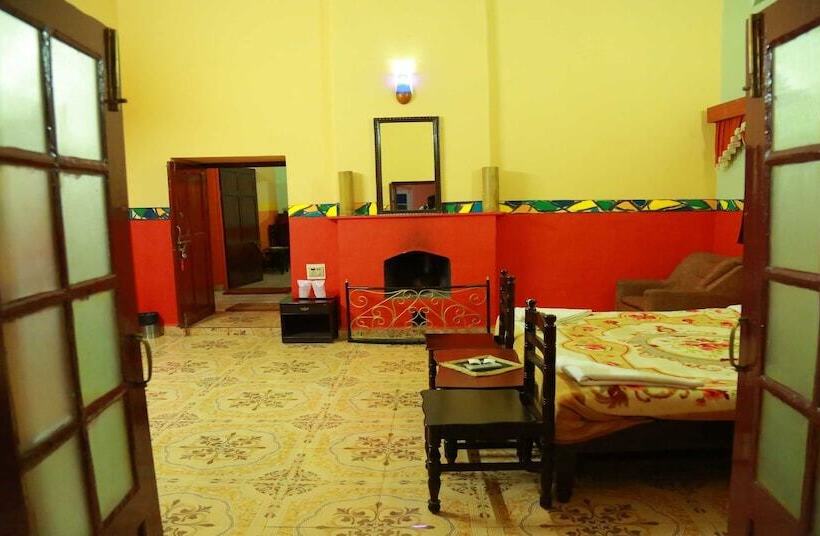 בית מלון כפרי Cliff Club Resort