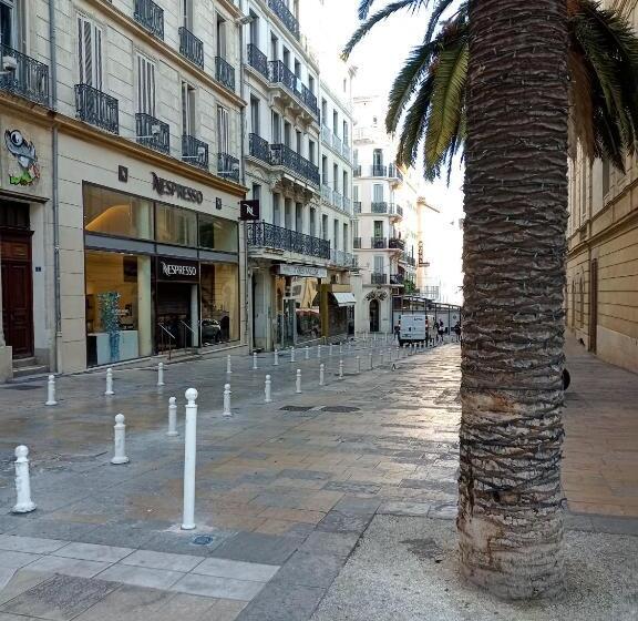 هتل Little Palace