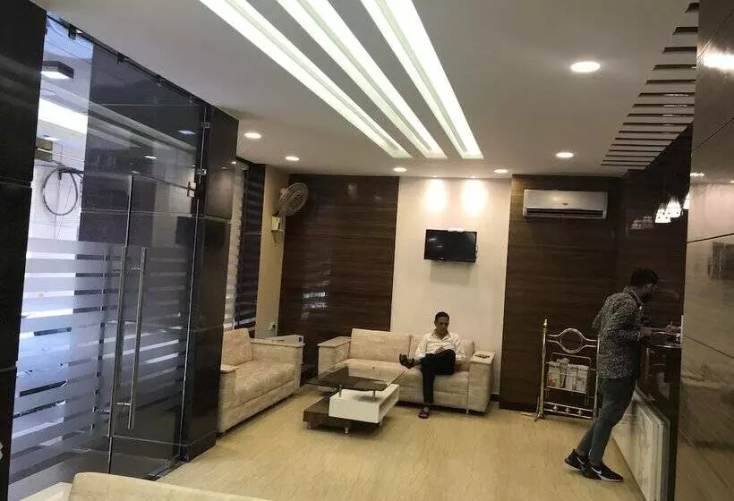 هتل Namaskar Residency