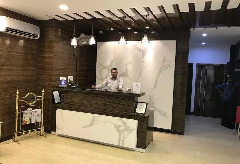 هتل Namaskar Residency