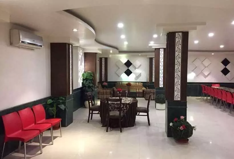 هتل Namaskar Residency