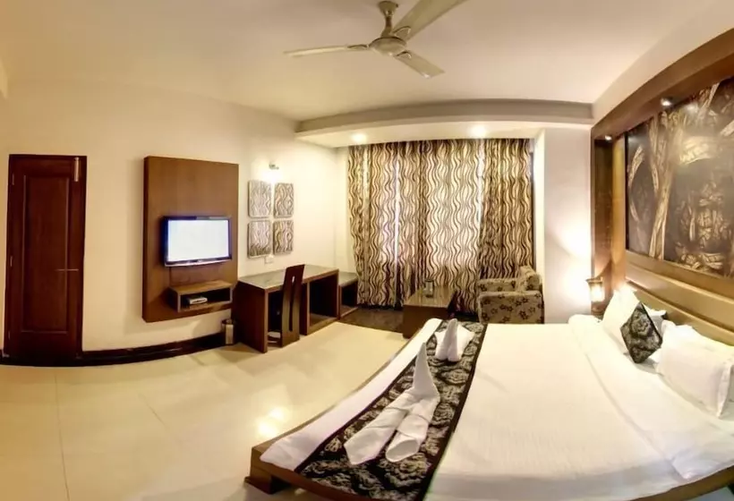 هتل Namaskar Residency