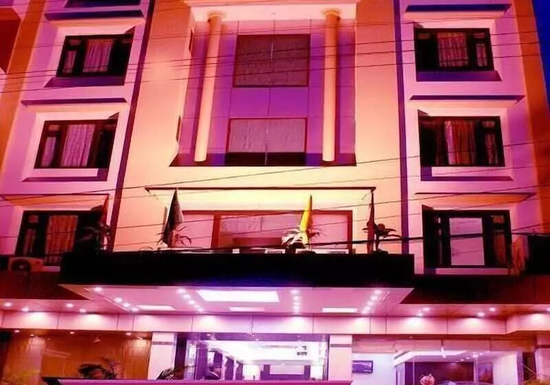 בית מלון כפרי New Temples Town