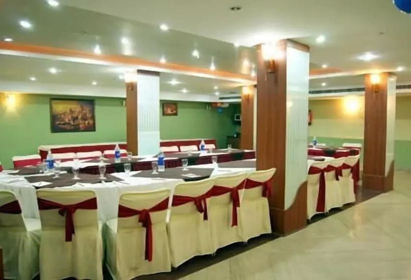 בית מלון כפרי New Temples Town