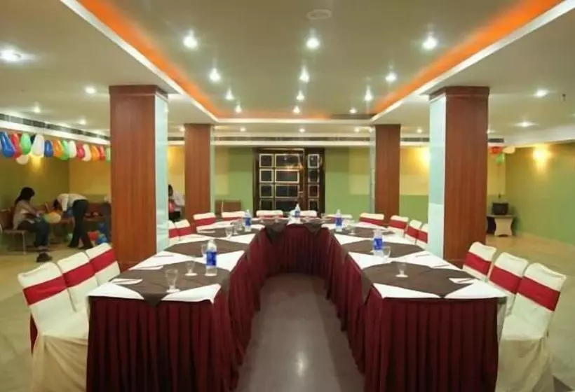 בית מלון כפרי New Temples Town