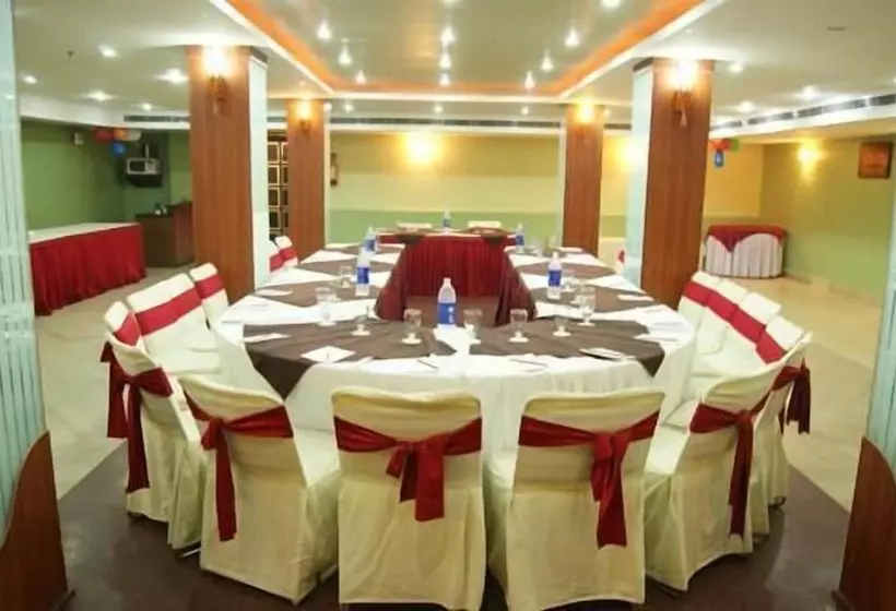 בית מלון כפרי New Temples Town