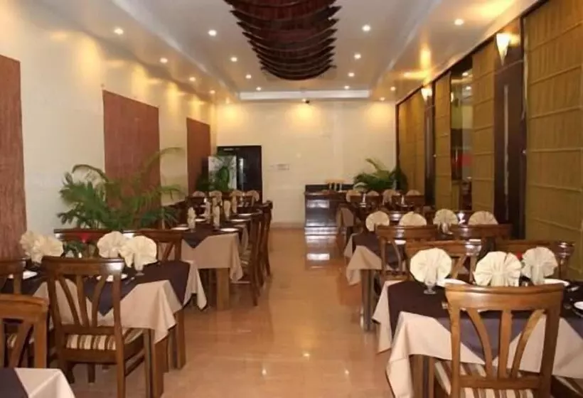 בית מלון כפרי New Temples Town