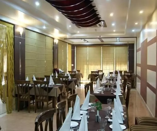 בית מלון כפרי New Temples Town