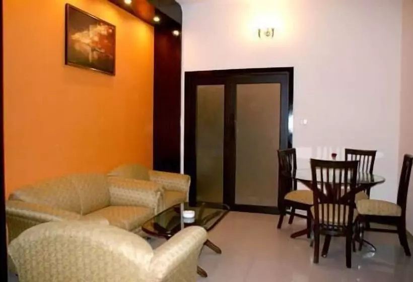 בית מלון כפרי New Temples Town