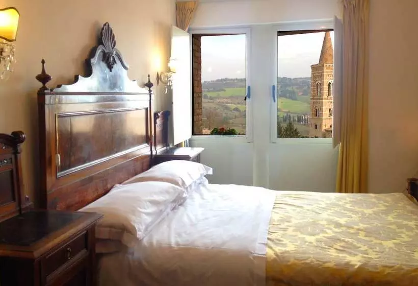 فندق Raffaello   Self Check In Free