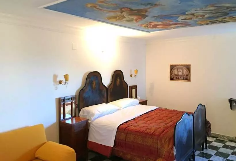 فندق Raffaello   Self Check In Free