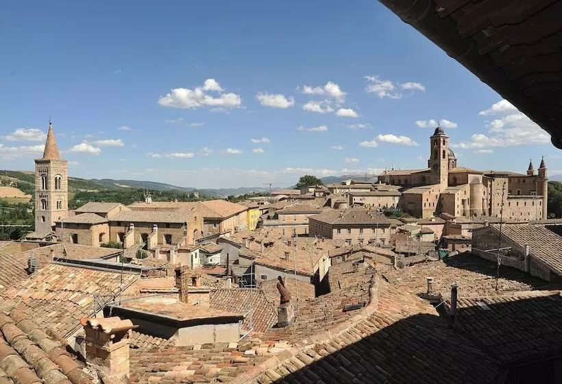 فندق Raffaello   Self Check In Free