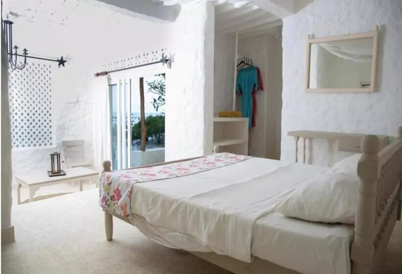 هتل Shimoni Reef Lodge