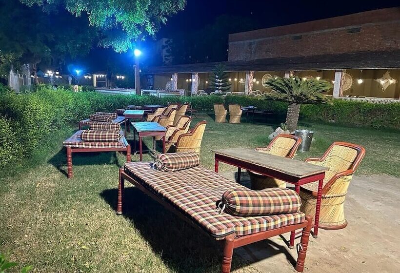 فندق Swad Ri Dhani