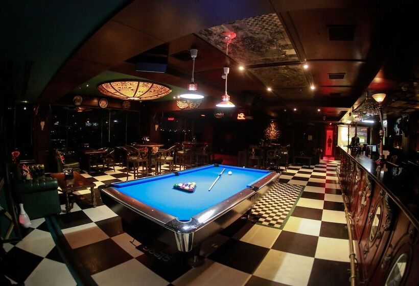 Отель The Altius A Boutiqe