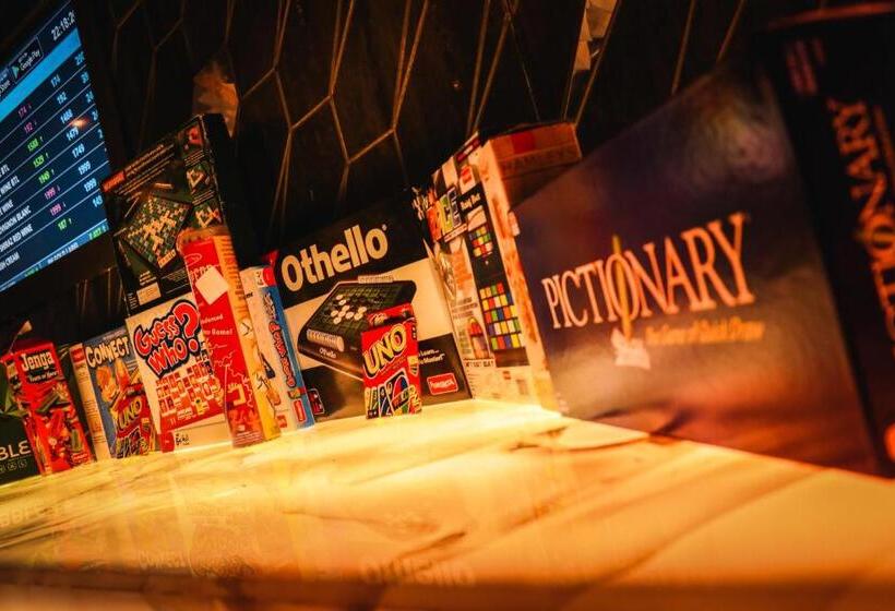 Отель The Altius A Boutiqe