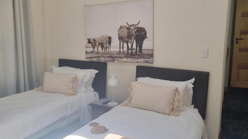 The Highlander Hotel Dullstroom