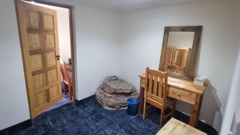 The Highlander Hotel Dullstroom