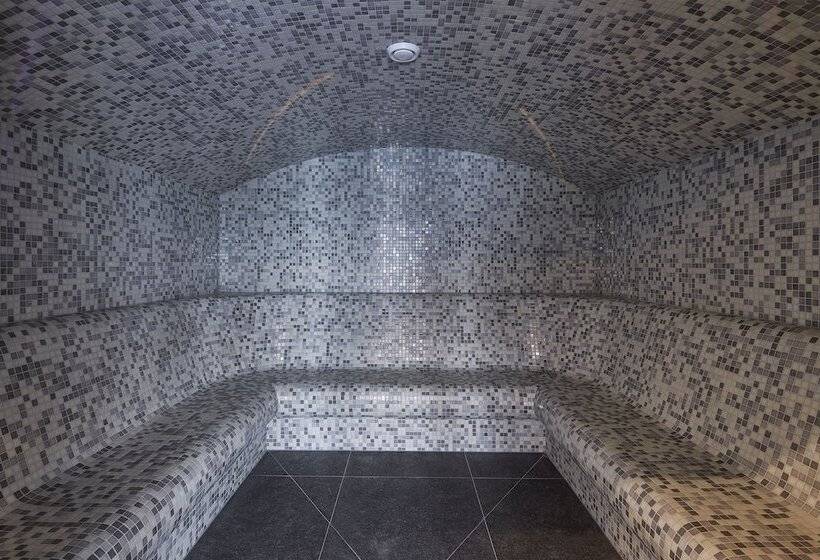 Van Der Valk Hotel Breda