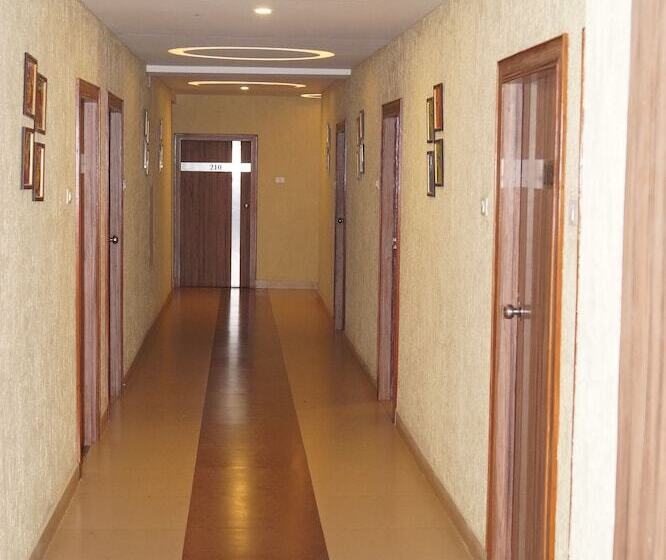 Hotel Vinayaga Inn By Poppys Ooty