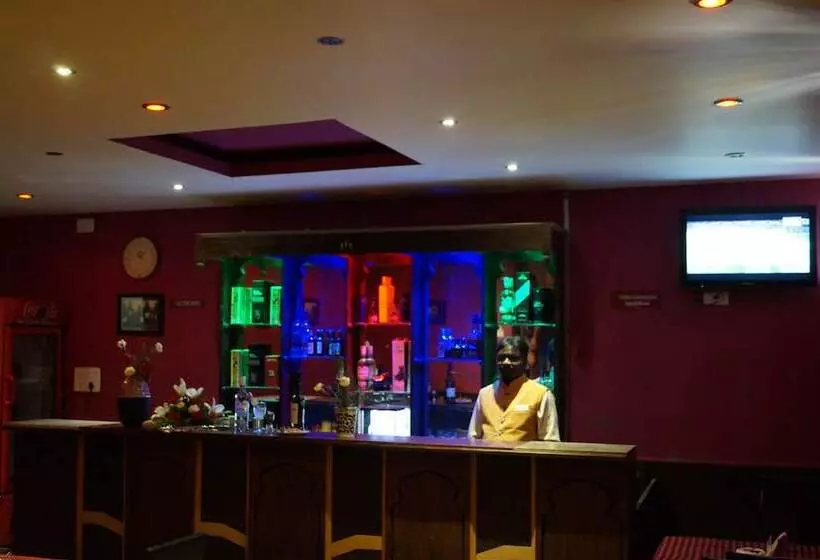 Отель Vinayaga Inn By Poppys Ooty