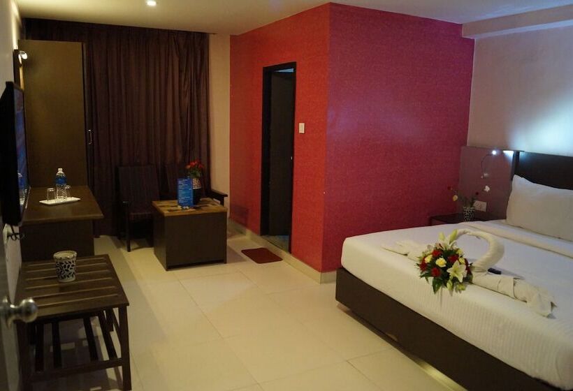 Hotel Vinayaga Inn By Poppys Ooty