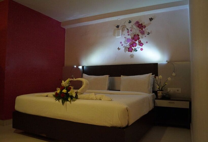 Hotel Vinayaga Inn By Poppys Ooty