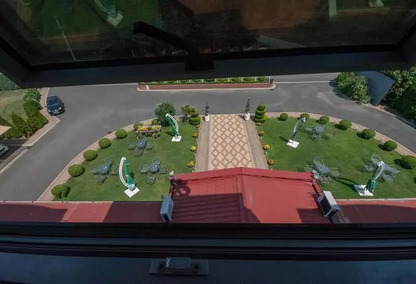 هتل Nar Gevgelija