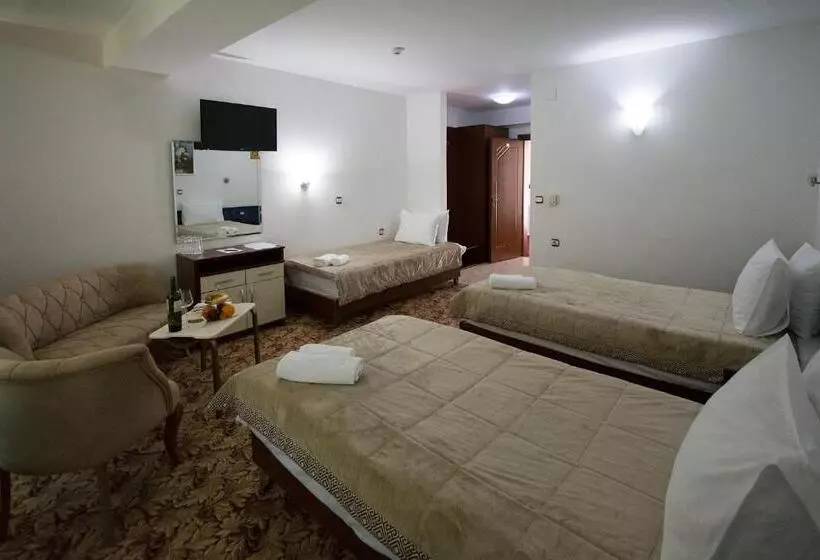 هتل Nar Gevgelija