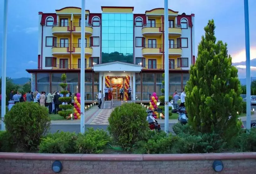 هتل Nar Gevgelija