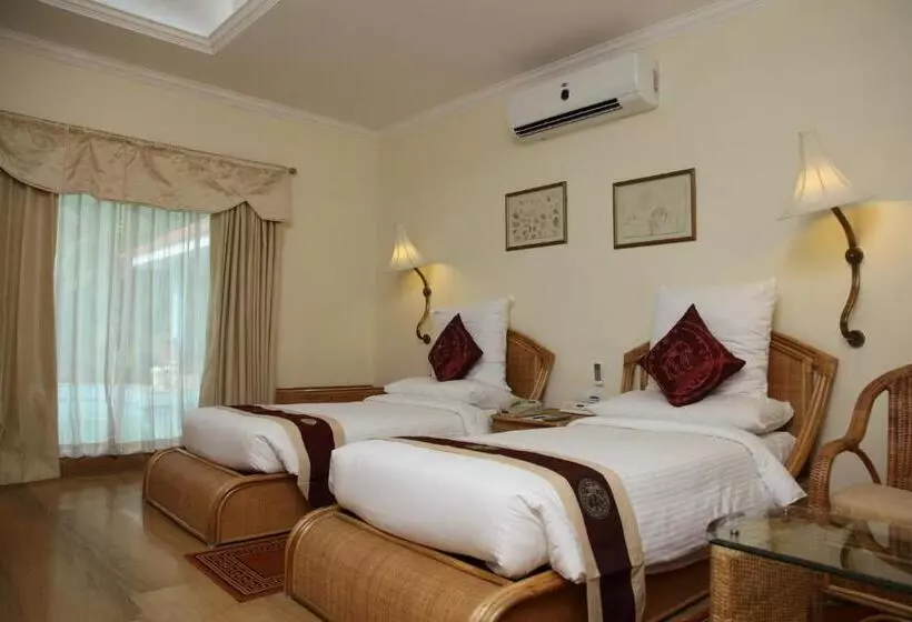 Saj Earth Resort & Convention Center , Kochi